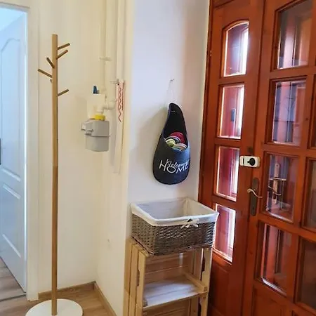 Appartement Andrea Belvarosaban