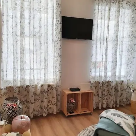 Andrea Belvarosaban *