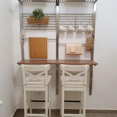 Andrea Belvarosaban *